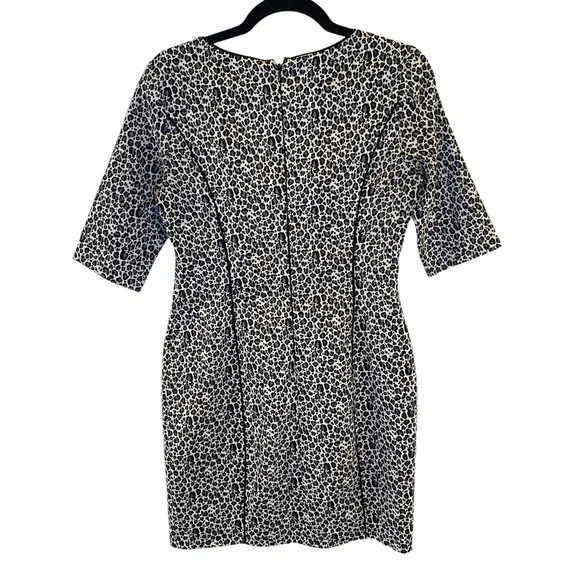 Banana Republic Black White Animal Print Half Sleeve Fitted Dress Women’s Size 2 - Picture 7 of 7